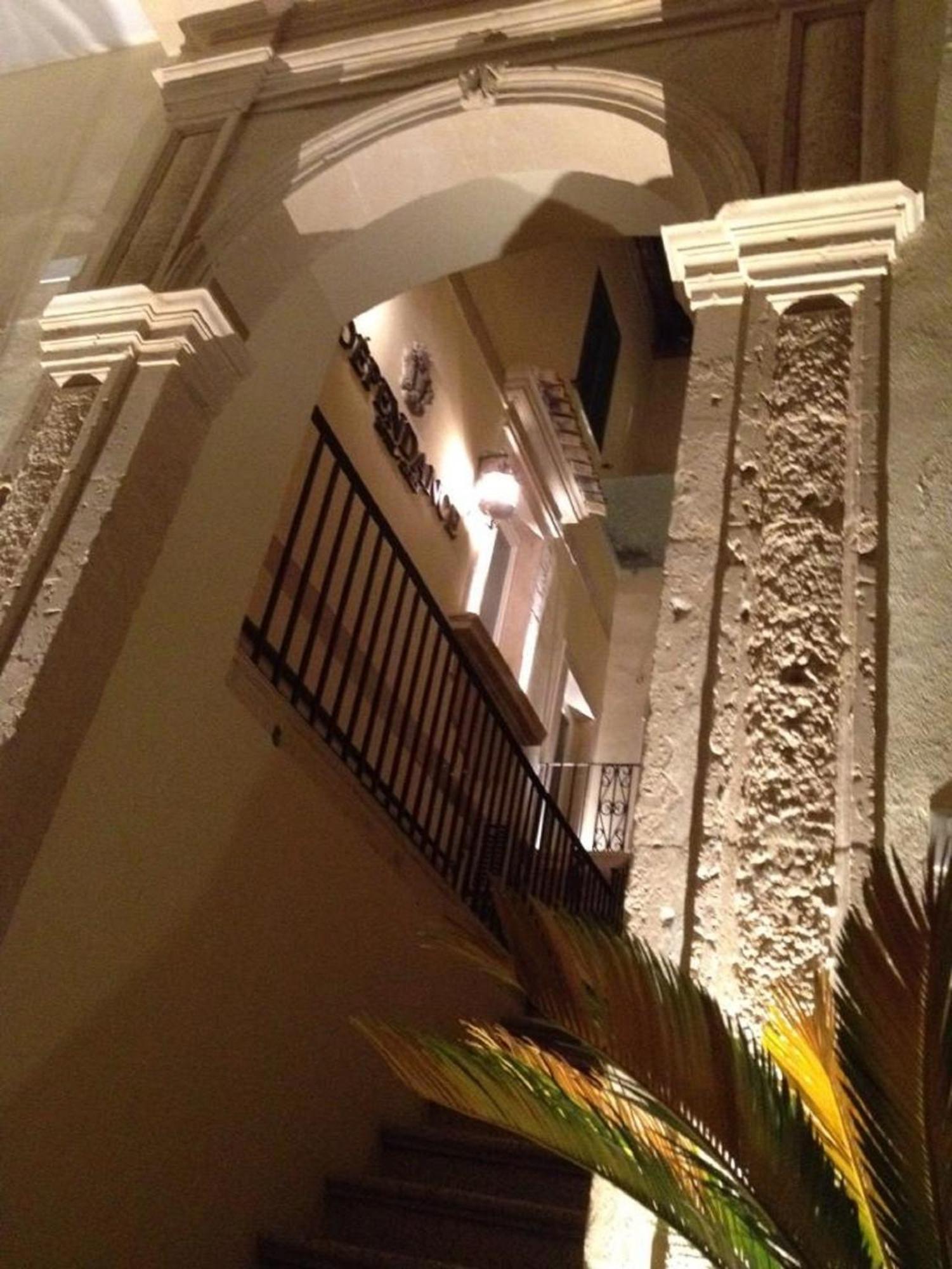 La Dependance Hotel Noto Exterior foto